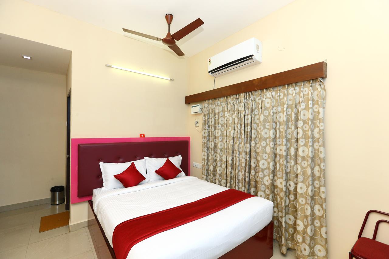 Oyo 8410 Rajeswari Tower Hotel Chennai Exterior foto