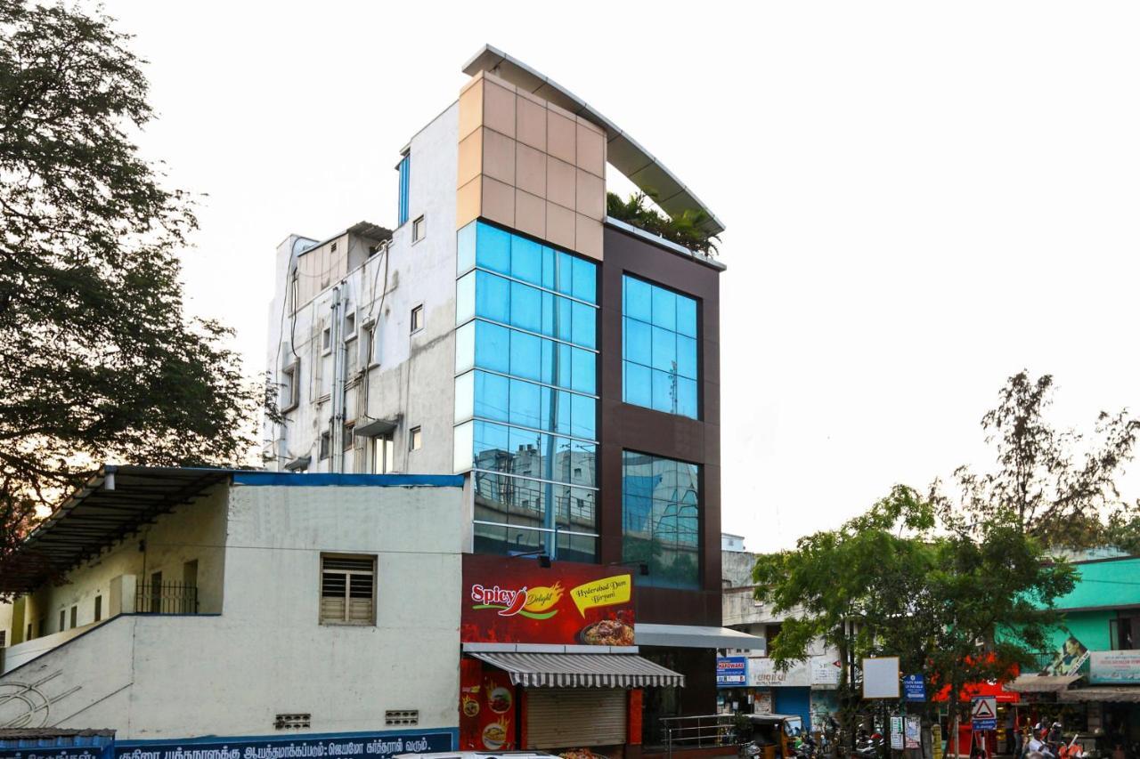 Oyo 8410 Rajeswari Tower Hotel Chennai Exterior foto