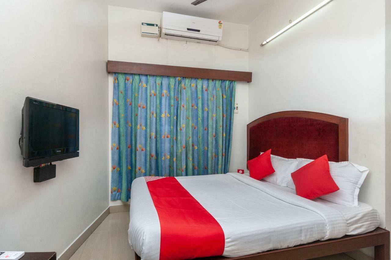Oyo 8410 Rajeswari Tower Hotel Chennai Exterior foto