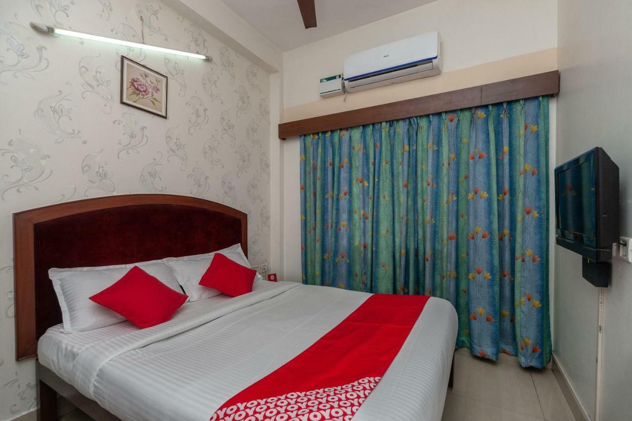 Oyo 8410 Rajeswari Tower Hotel Chennai Exterior foto